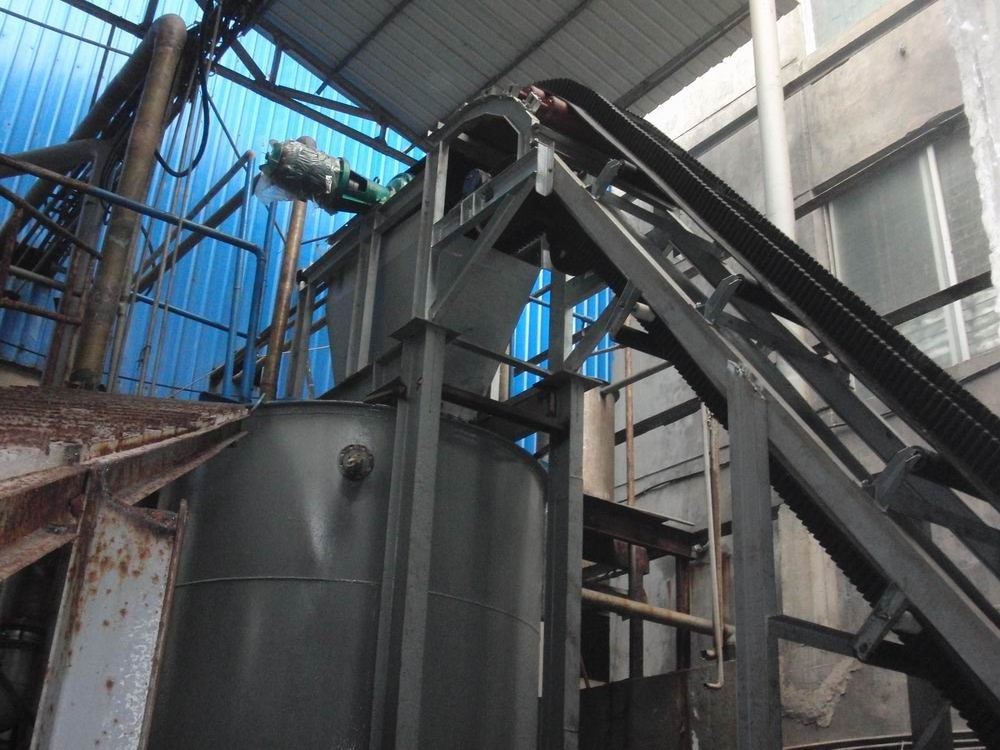 Produsen Konveyor Sabuk Dinding Samping Miring
